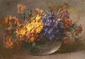 Spring flowers in a glass bowl - Blanche Odin