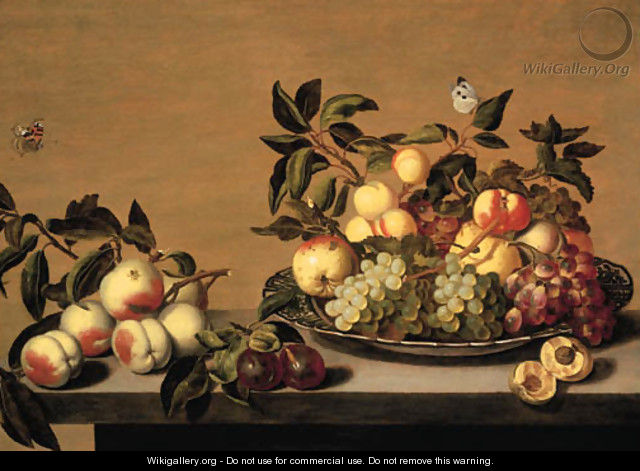 Fruit Grapes, peaches, apples and a pearon a Waanli 