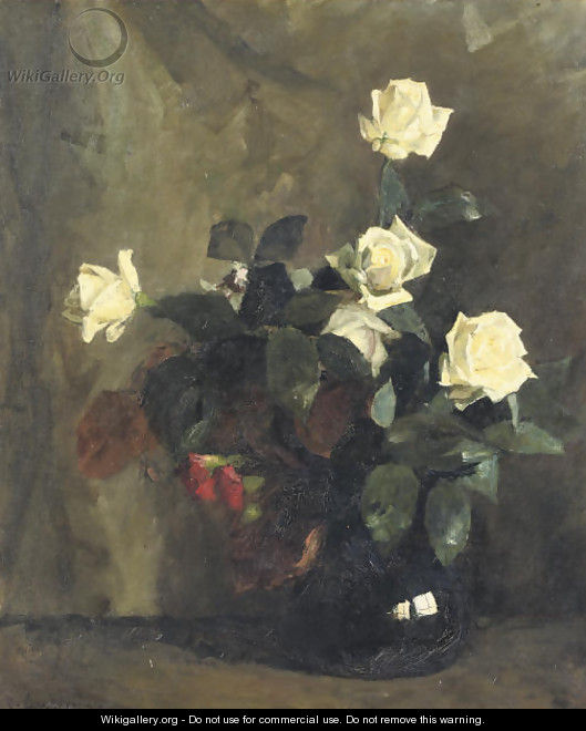 White rozes in a black vase - Floris Arntzenius