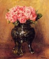 Roses In A China Vase - Pierre Auguste Renoir