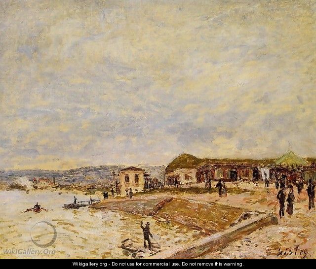 Seine at Daybreak - Alfred Sisley