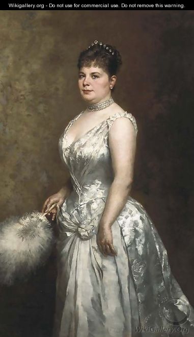 Portrait of an elegant lady wearing a white evening dress - Fritz Paulsen