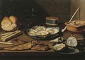 Pewter plates with opened oysters, two mackerel, a bun, oyster shells, a bag of tobacco, matches, a white clay pipe, a berkemeier of white wine - Floris Gerritsz. van Schooten