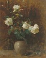 White roses in a vase - Floris Arntzenius