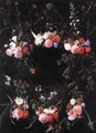 Garland of Flowers - Daniel Seghers